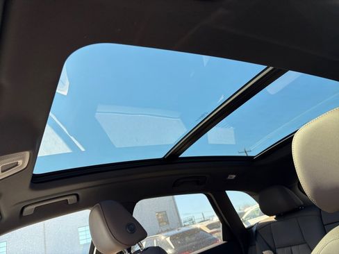New 2025 Audi Q5 Premium Plus image 18