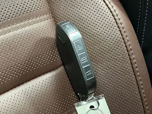 Used 2024 Kia Telluride SX Prestige image 30