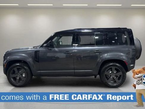 Used 2023 Land Rover Defender 110 SE AWD/4WD image 4