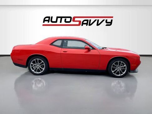 Used 2022 Dodge Challenger GT image 8