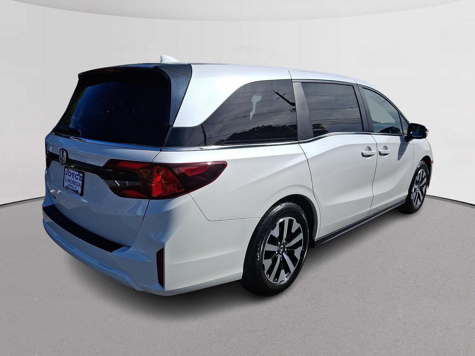 Certified 2025 Honda Odyssey EX-L image 11
