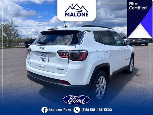 Used 2024 Jeep Compass Latitude AWD/4WD image 6