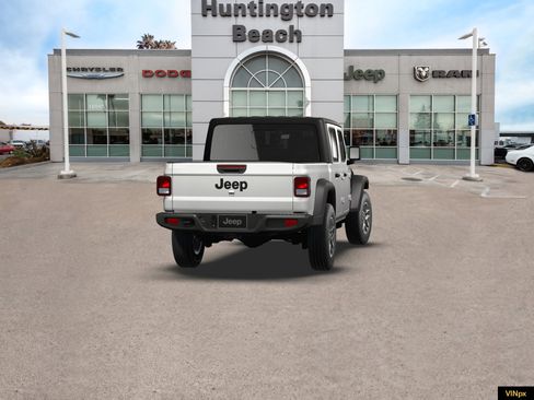 New 2026 Jeep Gladiator Sport AWD/4WD image 10