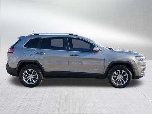 Used 2021 Jeep Cherokee Latitude Lux w/ Comfort/Convenience Group image 8