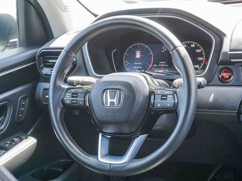 Used 2023 Honda Pilot Touring image 16