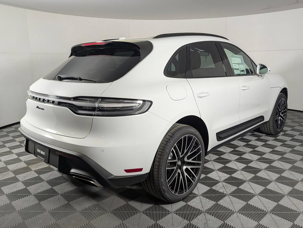 New 2026 Porsche Macan AWD/4WD image 7