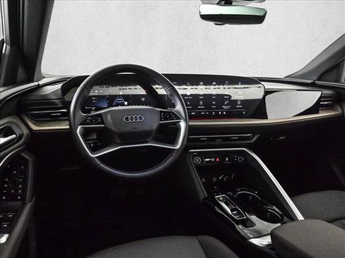 Certified 2025 Audi Q5 Premium w/ Convenience Package AWD/4WD image 19