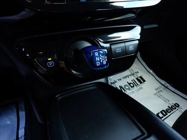 Used 2019 Toyota Prius LE FWD image 16