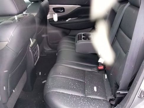 Used 2016 Nissan Murano Platinum image 10