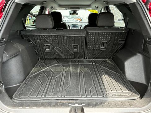 Used 2023 Chevrolet Equinox LT AWD/4WD image 28