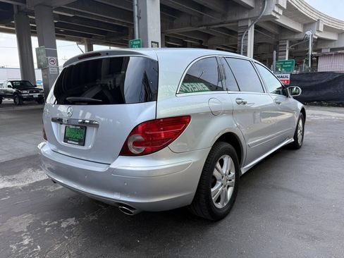 Used 2006 Mercedes-Benz R 500 4MATIC image 5
