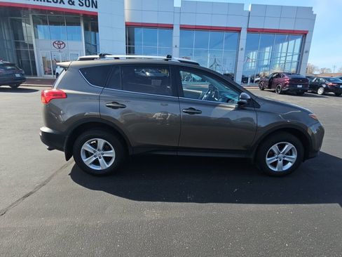 Used 2013 Toyota RAV4 XLE image 2