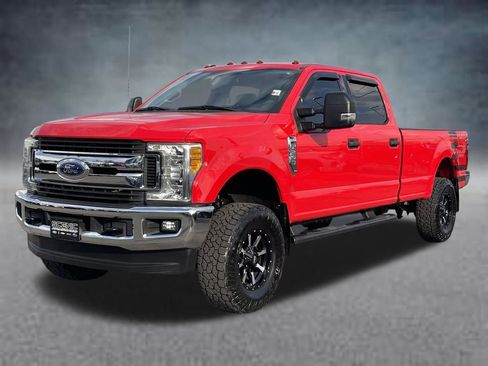 Used 2017 Ford F250 XLT w/ XLT Value Package image 22