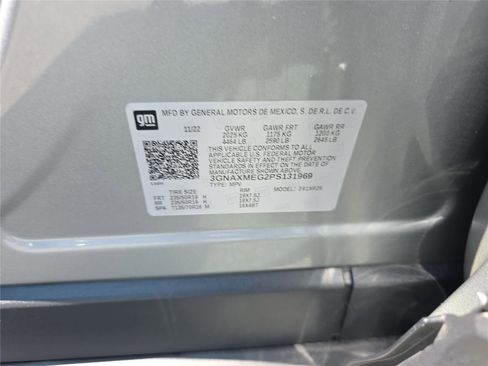 Used 2023 Chevrolet Equinox RS w/ RS Leather Package image 32