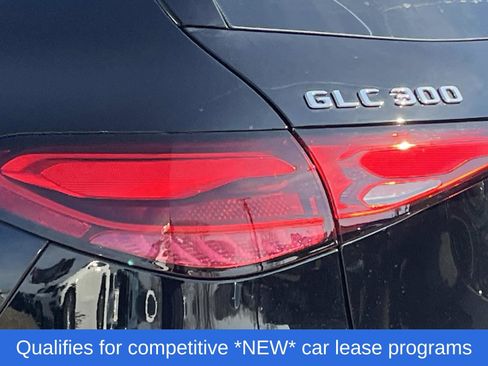 Used 2026 Mercedes-Benz GLC 300 GLC 300 image 9