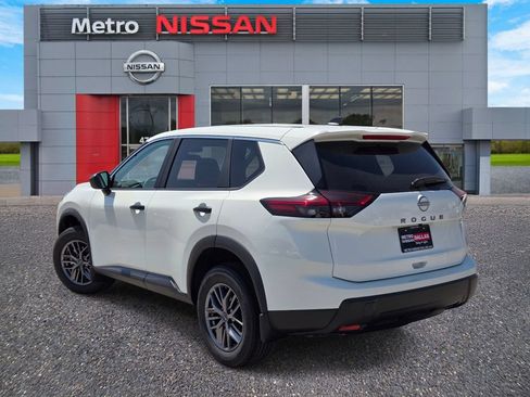 New 2026 Nissan Rogue S FWD image 4