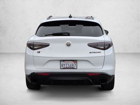 Used 2021 Alfa Romeo Stelvio Ti Sport AWD/4WD image 7