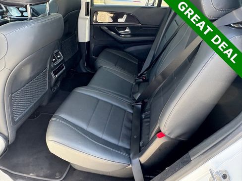 Used 2024 Mercedes-Benz GLS 450 4MATIC image 38