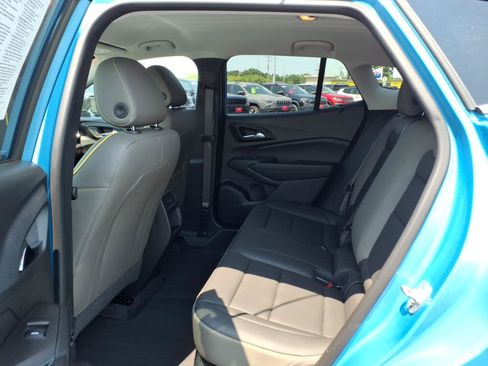 Used 2025 Chevrolet Trax ACTIV w/ Driver Confidence Package FWD image 11