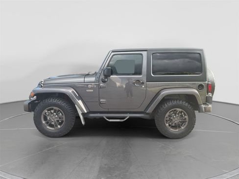 Used 2016 Jeep Wrangler Sahara AWD/4WD image 2
