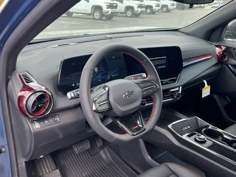 New 2026 Chevrolet Equinox RS w/ Convenience Package III image 3