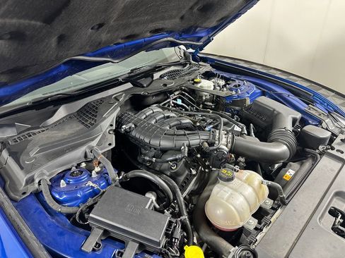 Used 2017 Ford Mustang Convertible w/ Equipment Group 051A RWD image 13