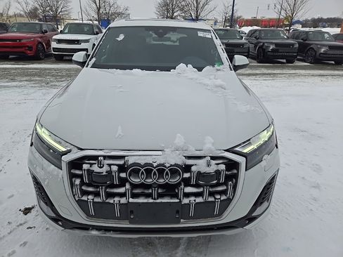 Used 2025 Audi Q7 3.0T Premium Plus image 2