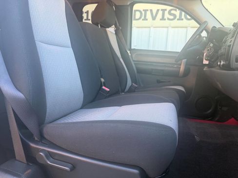 Used 2009 Chevrolet Silverado 1500 LS image 18