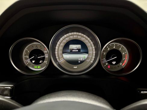 Used 2015 Mercedes-Benz E 350 Sedan image 26