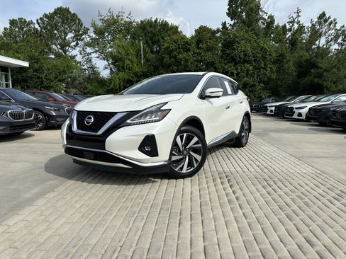 Used 2022 Nissan Murano SL w/ SL Moonroof Package FWD image 1