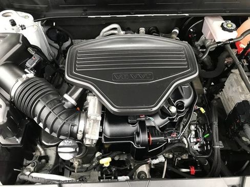 Certified 2023 GMC Acadia SLT AWD/4WD image 19