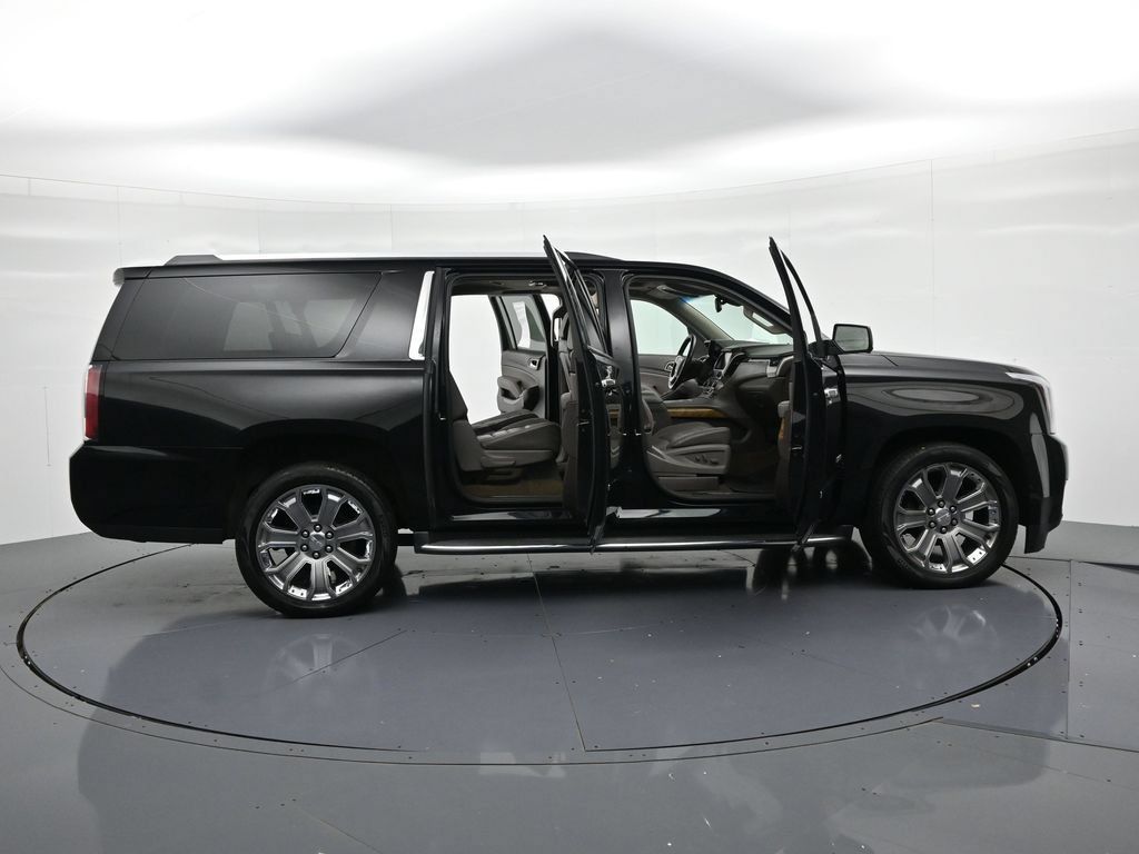 Used 2016 GMC Yukon XL Denali w/ Open Road Package AWD/4WD image 22