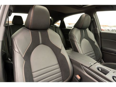 Used 2020 Toyota Avalon XSE image 19