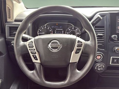 Certified 2021 Nissan Titan S w/ S Utility Package image 9