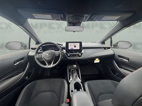 Used 2026 Toyota Corolla SE FWD image 9