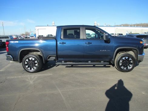 Certified 2020 Chevrolet Silverado 2500 LT w/ All Star Edition image 3