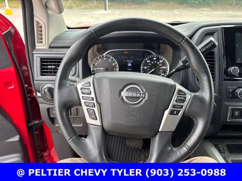 Used 2023 Nissan Titan SV w/ SV Convenience Package RWD image 14