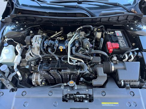 Used 2025 Nissan Altima 2.5 SV image 31