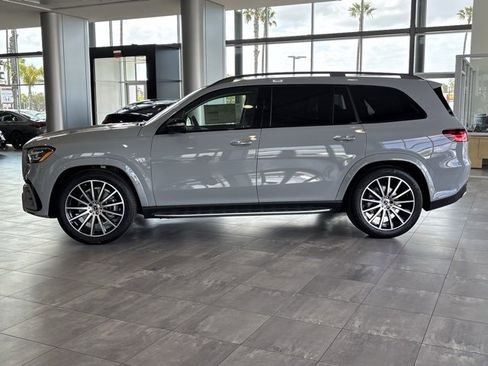 New 2025 Mercedes-Benz GLS 580 4MATIC image 8