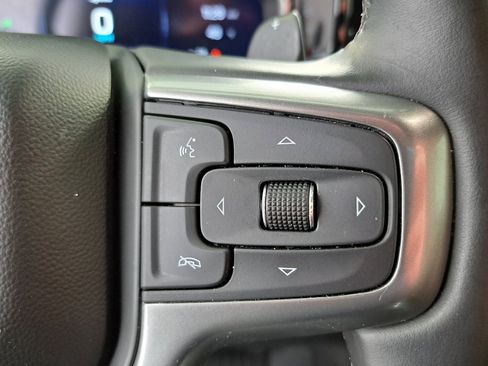 Used 2024 Chevrolet Silverado 1500 LT Trail Boss w/ Convenience Package II image 11