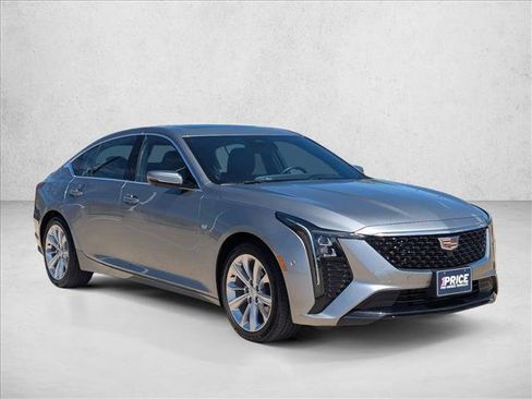 Used 2025 Cadillac CT5 Premium Luxury RWD image 3