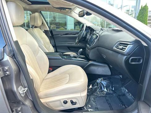 Used 2018 Maserati Ghibli S GranLusso image 17