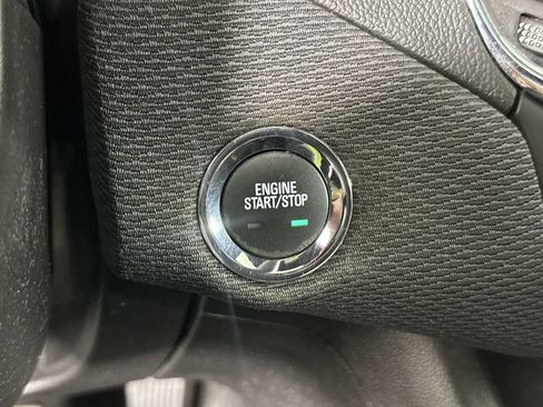Used 2017 Chevrolet Cruze LT w/ Sun And Sound Package FWD image 20