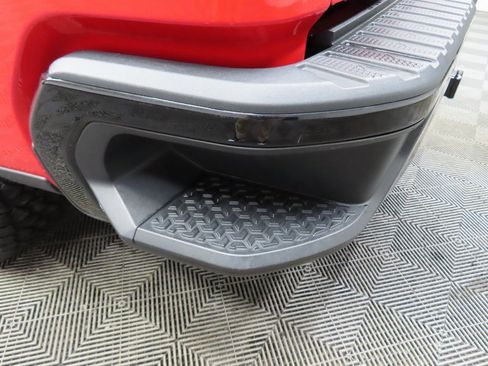 Used 2020 Chevrolet Silverado 1500 Custom Trail Boss image 35