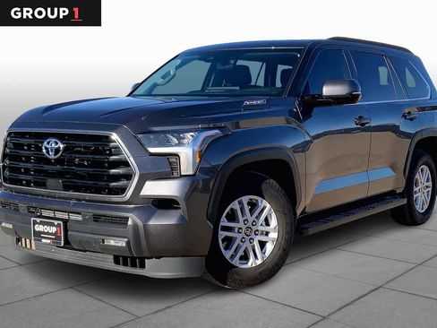 Used 2024 Toyota Sequoia SR5 image 1