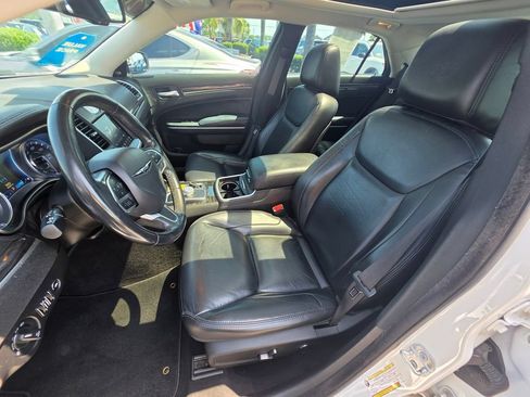 Used 2021 Chrysler 300 Touring L w/ Popular Equipment Group AWD/4WD image 15