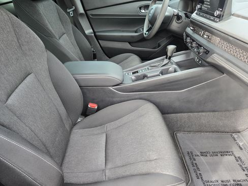 Certified 2023 Honda Accord EX image 10