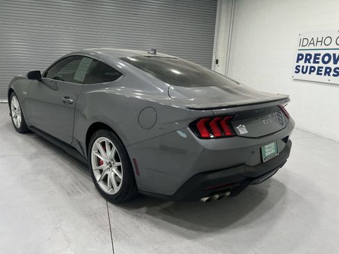 Used 2024 Ford Mustang GT Premium RWD image 6