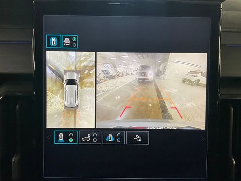 Certified 2024 GMC Acadia AT4 w/ Luxury Package image 21