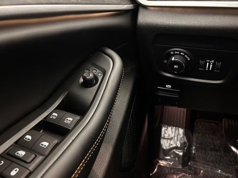 New 2026 Jeep Grand Cherokee Limited AWD/4WD image 19